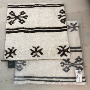 Set of 2 NWT Restoration Hardware Hand-Spun Linen & Jute Pillow Covers 24 x 24”